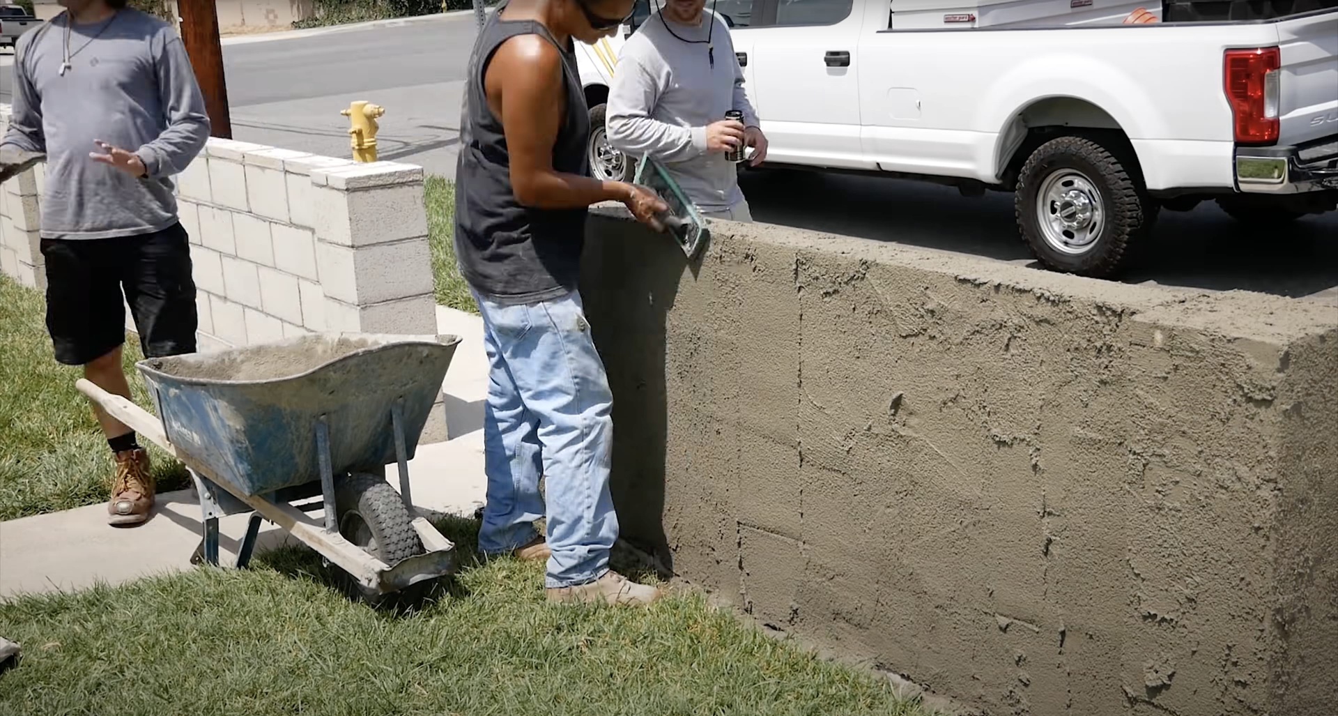 Professional concrete sidewalk and walkway installation Concrete sidewalk repair and installation work